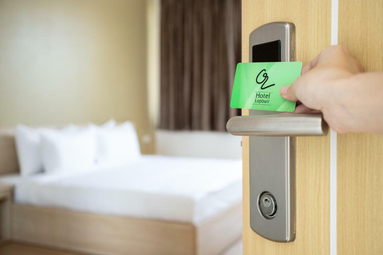 O2 Hotel Lopburi Luaran gambar